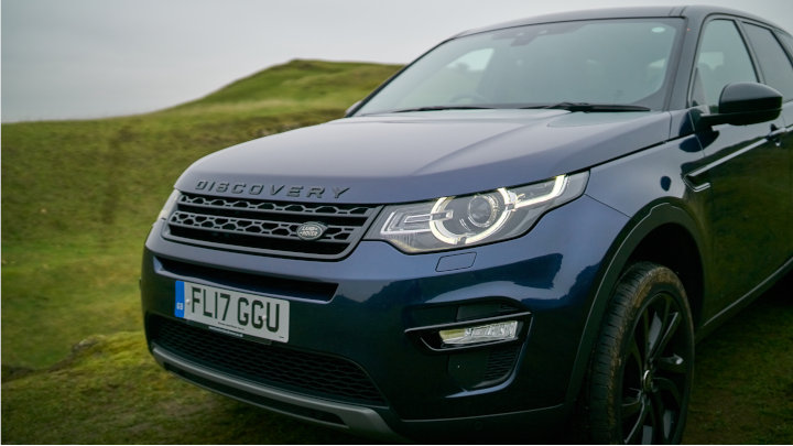 Land Rover Discovery Sport, Front